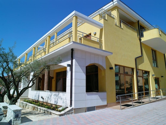 Gallery - Vilola
