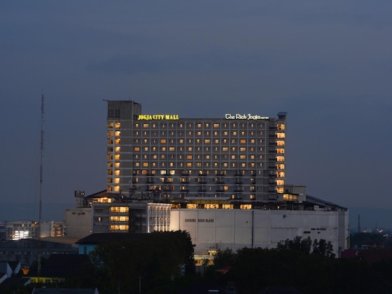 Gallery - The Rich Jogja Hotel