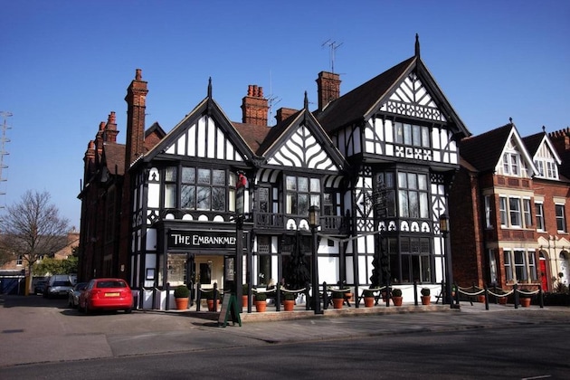 Gallery - The Embankment