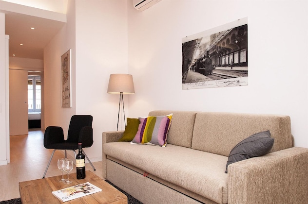 Gallery - Short Stay Group Gracia Serviced Apartments