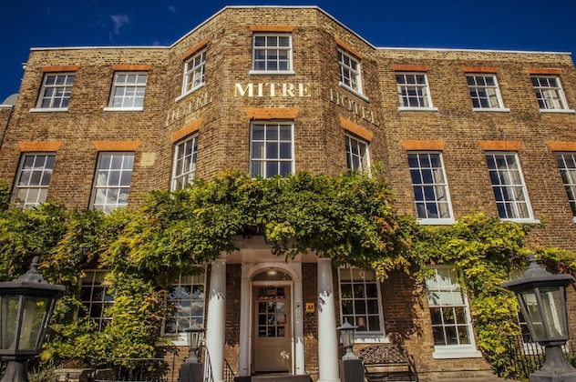 Gallery - The Mitre Hotel Hampton Court