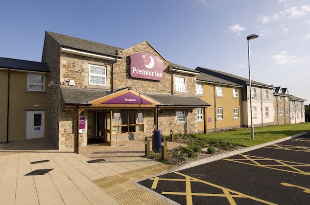 Gallery - Premier Inn Helston