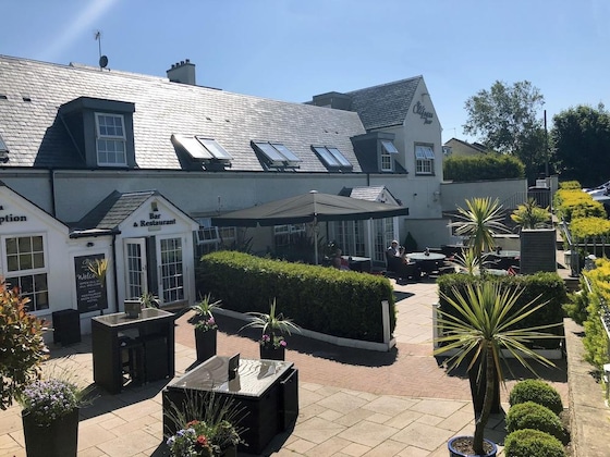 Gallery - The Loans Inn