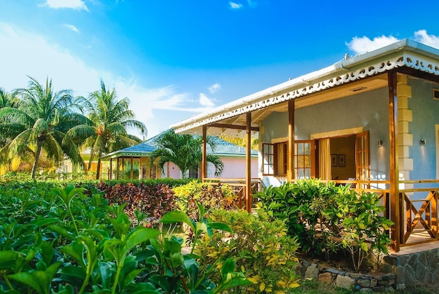 Gallery - Bequia Beachfront Villa Hotel