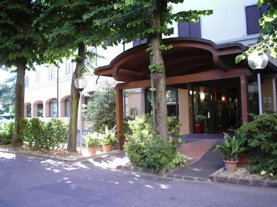 Gallery - Mini Hotel Le Ville