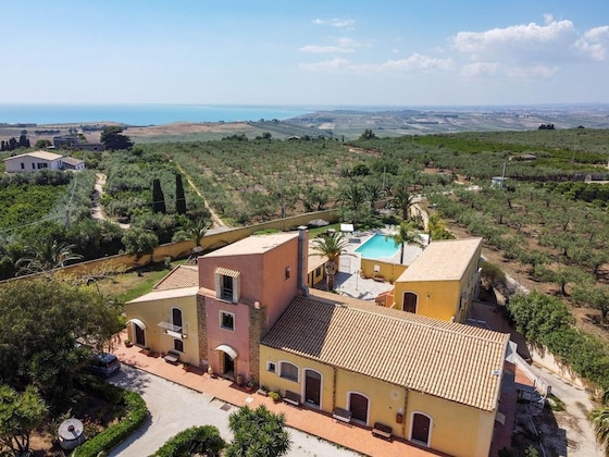 Gallery - Torre Tabia