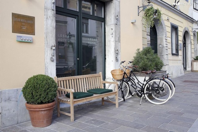 Gallery - Lesar Hotel Angel