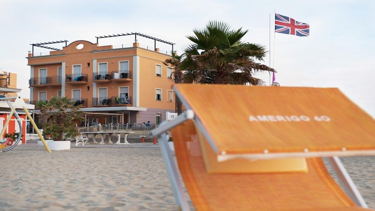 Gallery - Hotel Holiday Beach