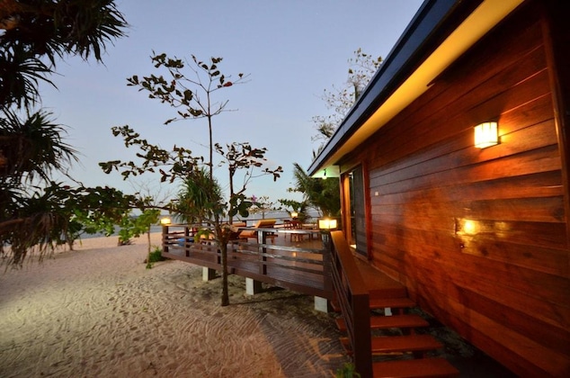 Gallery - Arena Island Resort