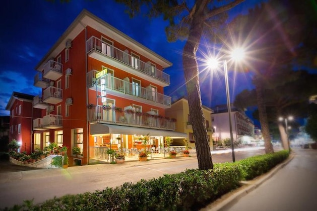 Gallery - Hotel Etna