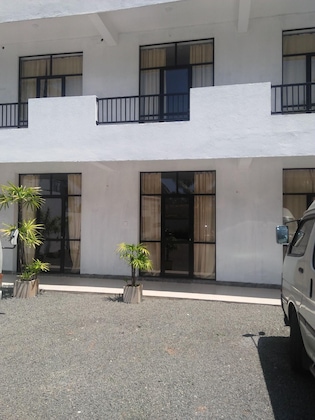 Gallery - Green Shadows Beach Hotel