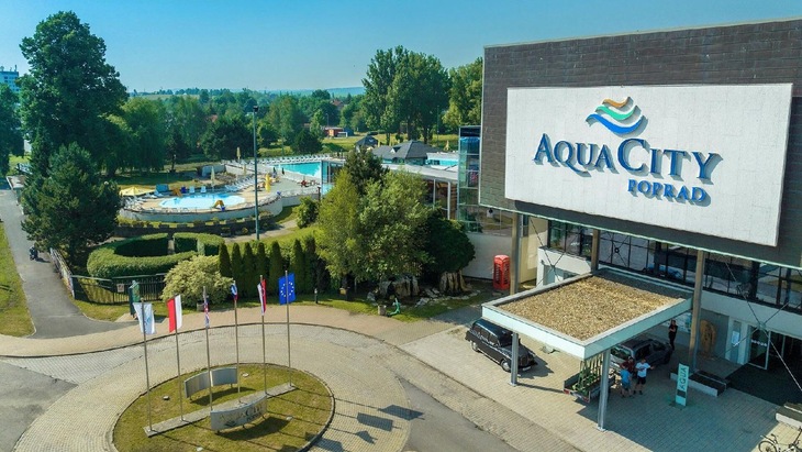 Gallery - Hotel Aquacity Mountain View
