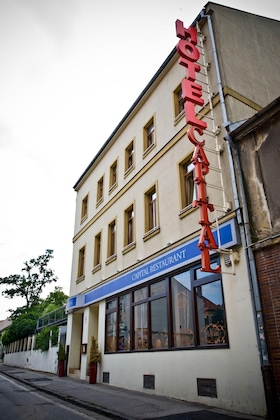 Gallery - Hotel Capital