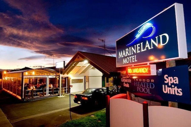 Gallery - Marineland Motel