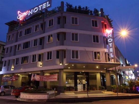 Gallery - Country Hotel