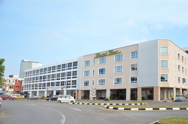 Gallery - Super Oyo 985 Hotel Nur