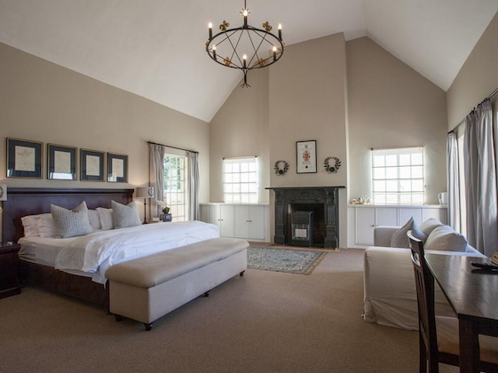 Gallery - Chartwell Castle