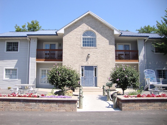 Gallery - Put-in-Bay Condos