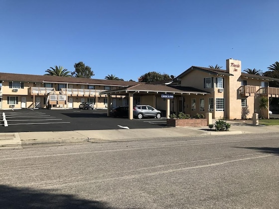 Gallery - Avalon Inn Downtown Morro Bay