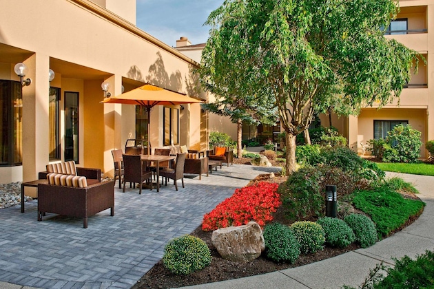 Gallery - Sonesta Select Whippany Hanover