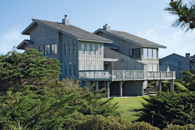 Gallery - Litchfield Beach & Golf Resort