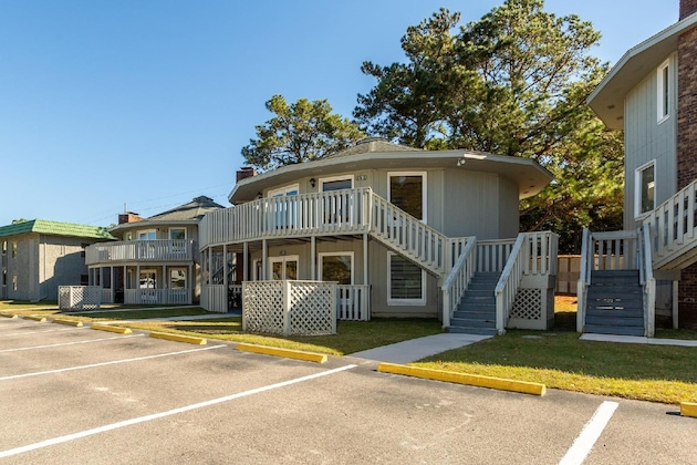 Gallery - Country Club Villas