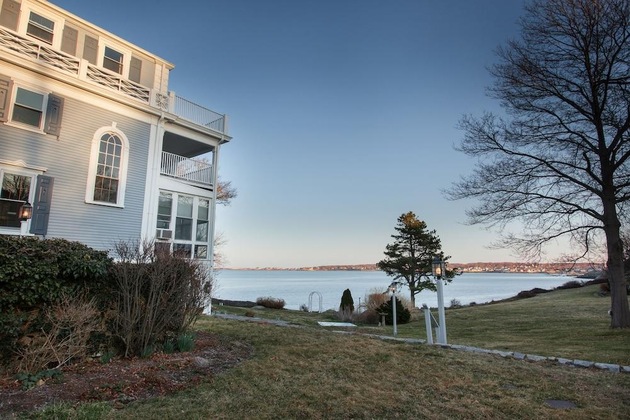 Gallery - The Yankee Clipper Inn