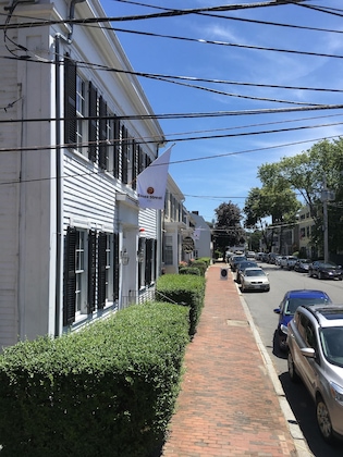 Gallery - Essex Street Inn & Suites, An Ascend Collection Hotel