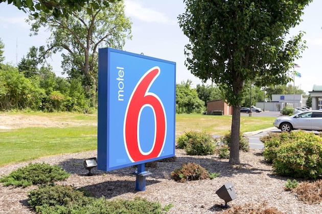 Gallery - Motel 6 Richfield