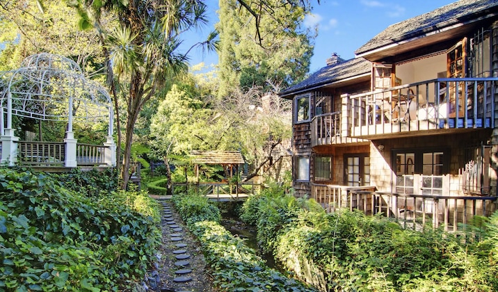 Gallery - Babbling Brook Inn