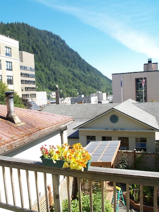 Gallery - Alaskas Capital Inn Bed & Breakfast