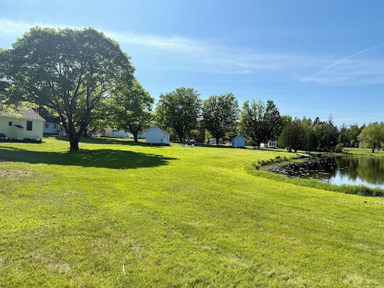Gallery - Eden Village Motel & Cottages