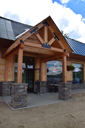 Gallery - Scotty's Lakeside Resort