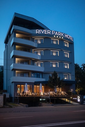 Gallery - River Park Hotel