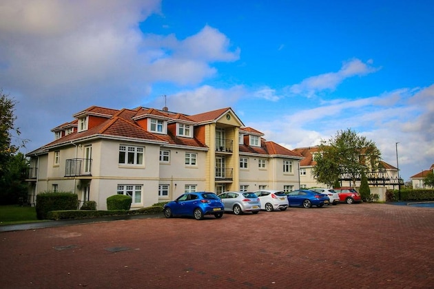 Gallery - Turnberry Apartments
