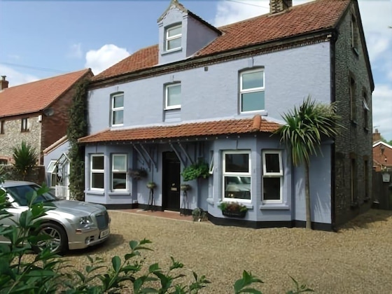 Gallery - Hooray Henrys Sheringham