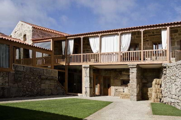 Gallery - Solar De Oura