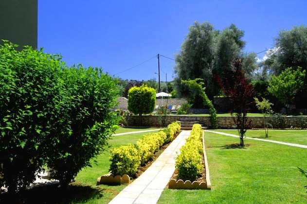 Gallery - Saint Thomas Village