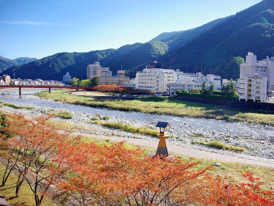 Gallery - Gero Onsen Yukyunohana