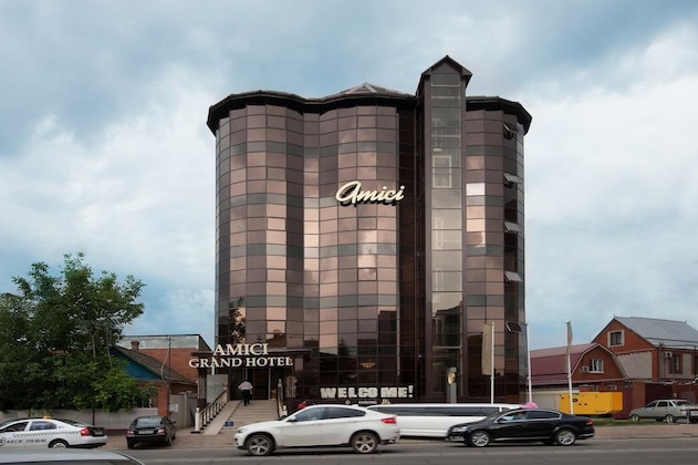 Gallery - Amici Grand Hotel