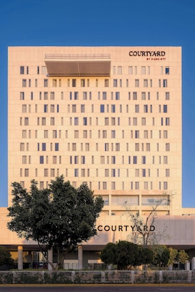 Gallery - Courtyard By Marriott Leon At The Poliforum