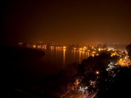 Gallery - Ellbee Ganga View
