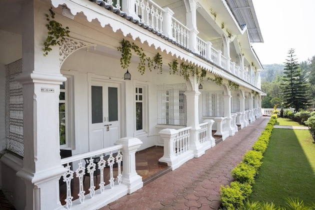 Gallery - Stone Wood River Front