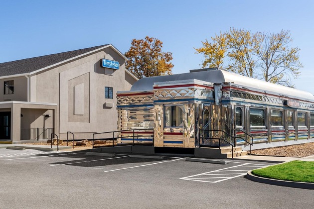 Gallery - Travelodge By Wyndham Dexter