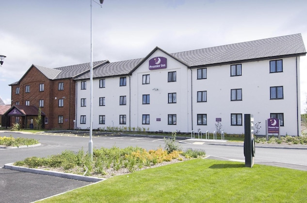 Gallery - Premier Inn Oswestry