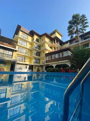 Gallery - Peninsula Beach Resort