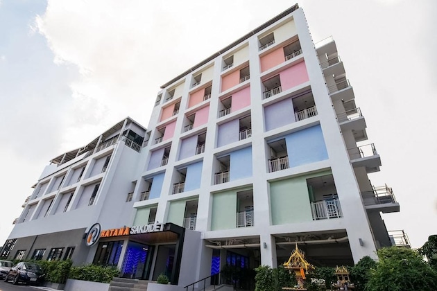 Gallery - Oyo 241 Ratana Hotel Sakdidet