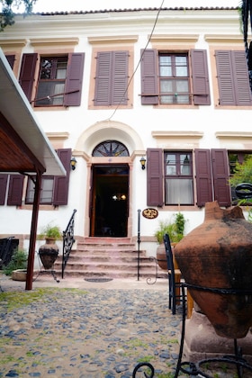 Gallery - Cunda Zehra Teyzenin Evi