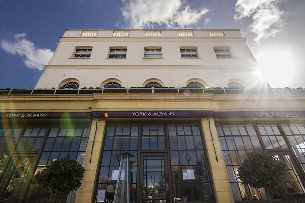Gallery - York & Albany