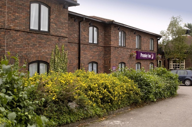 Gallery - Premier Inn Carlisle Central North